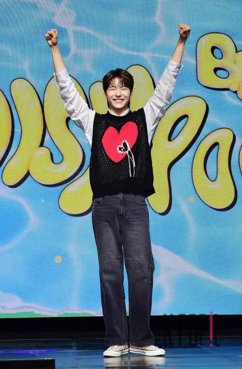Kim Min-seo (VVBOY) — Showcase