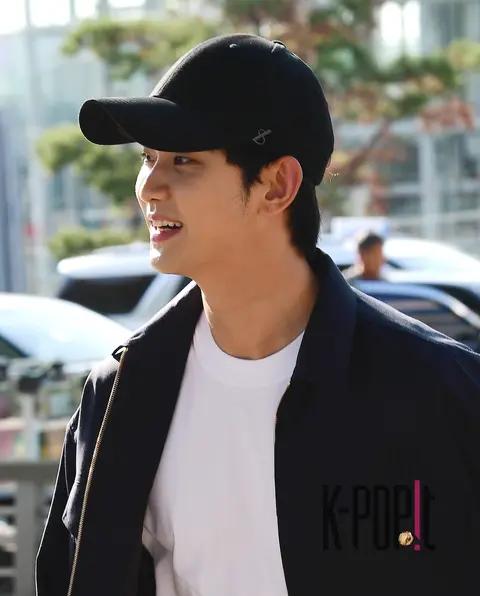 Kim Soo-hyun — Airport