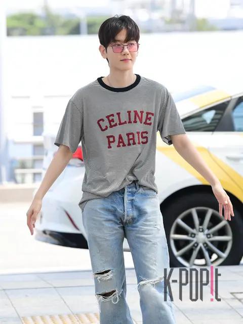 Baekhyun (EXO) — Airport