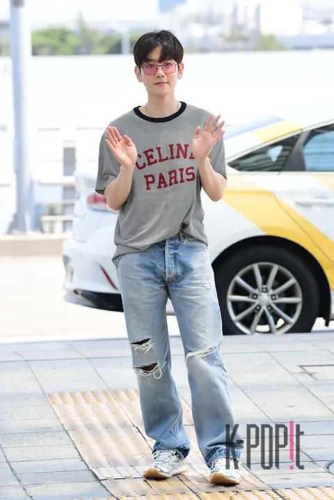 Baekhyun (EXO) — Airport