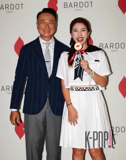 Ju Young-hoon, Lee Yun-mi — Launch