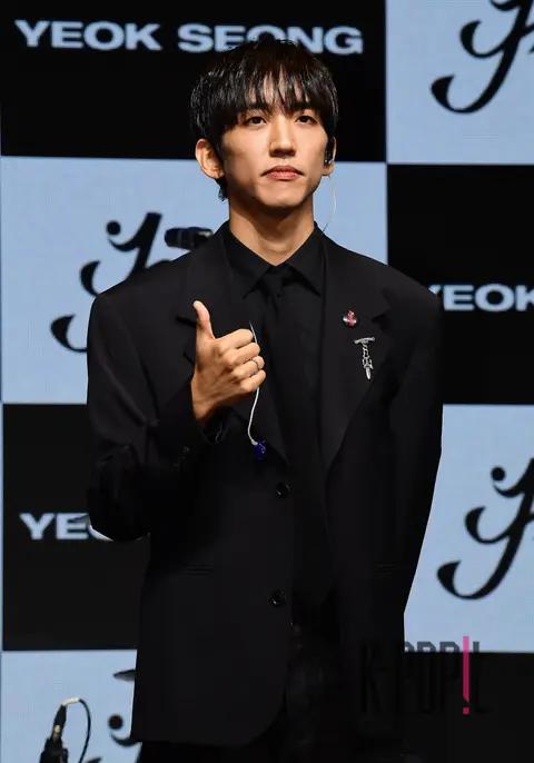 Lee Seung-yoon — Showcase