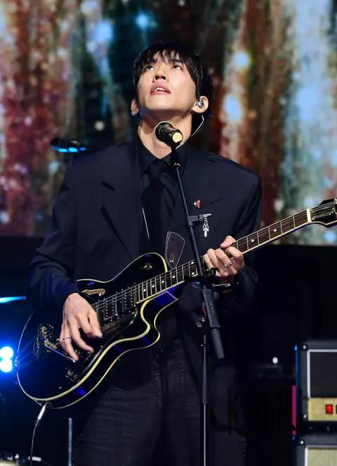 Lee Seung-yoon — Showcase