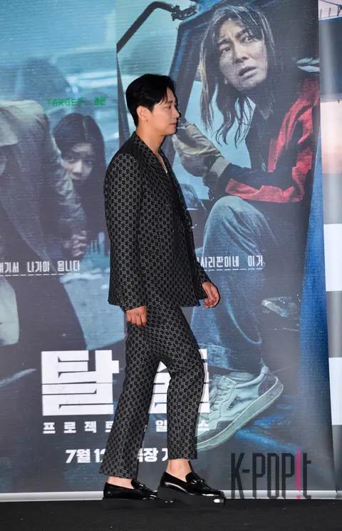 Joo Ji-hoon — Escape Press Screening