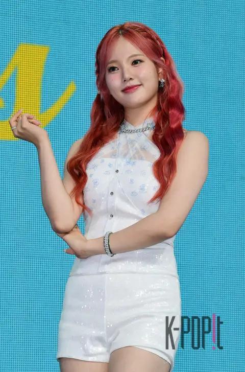 Lee Sujin (WEEKLY) — Showcase