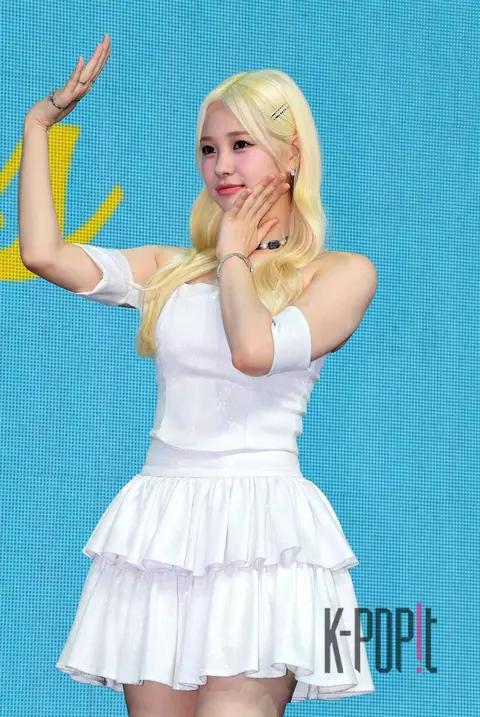 Jihan (WEEKLY) — Showcase