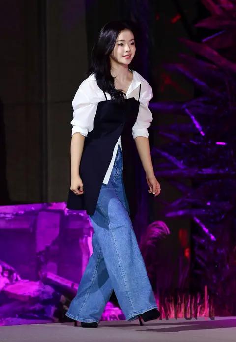 Kim Si-a — Sweet Home 3 Production Briefing