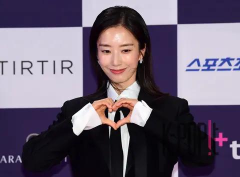 Gwak Sun-young — Chungryeo Series Awards Red Carpet