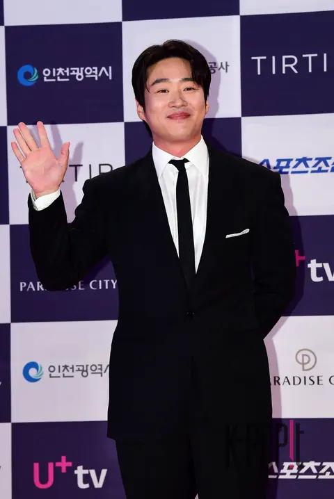 Ahn Jae-hong — Chungryeo Series Awards Red Carpet