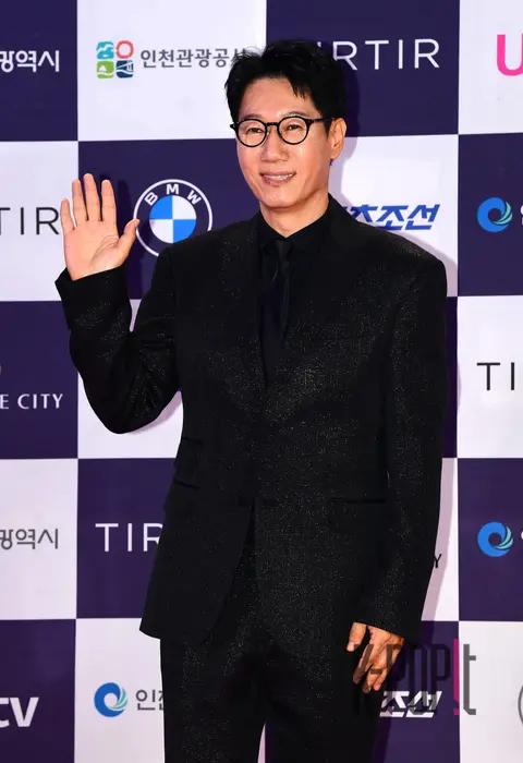 Ji Seok-jin — Chungryeo Series Awards Red Carpet