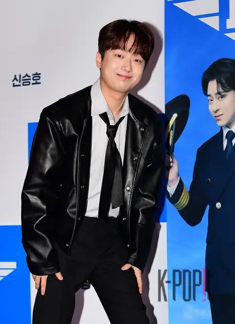 Lee Chan-won — VIP Pilot