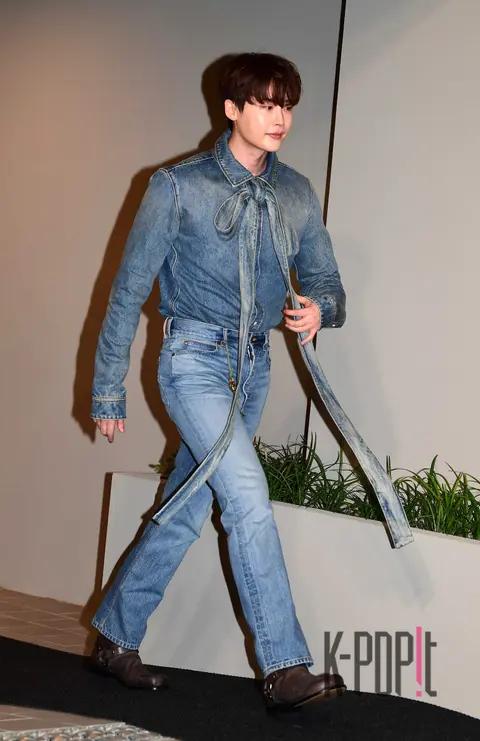 Lee Jong-suk — Launch