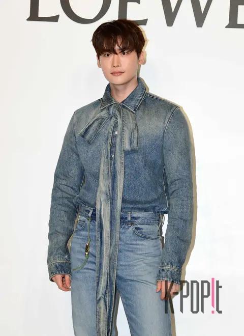 Lee Jong-suk — Launch