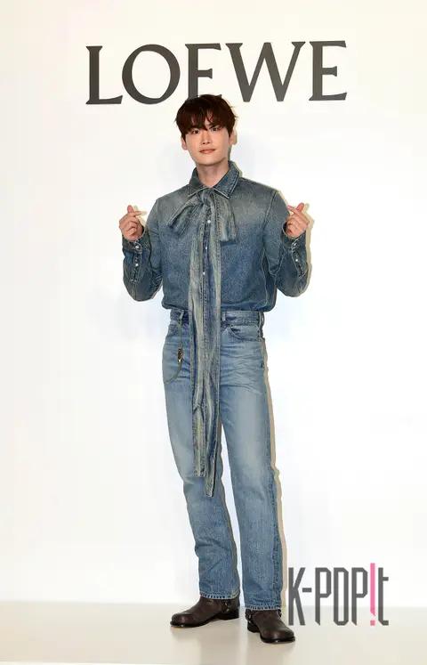 Lee Jong-suk — Launch