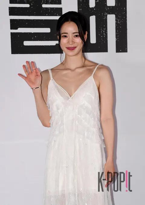 Im Ji-yeon — Revolver Press Screening