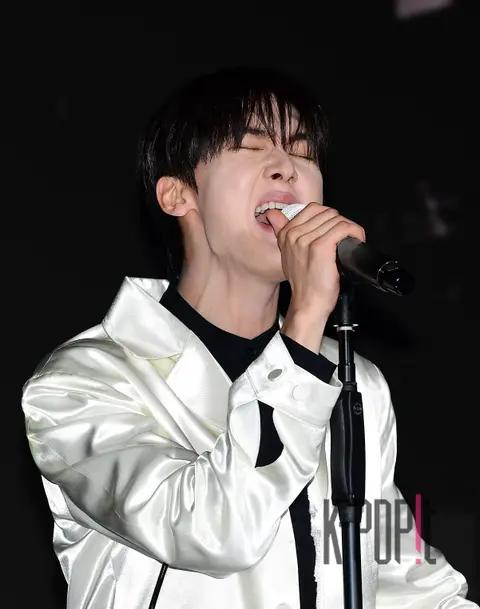 Yoon San-ha — Showcase