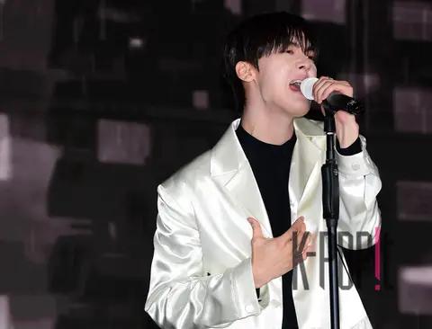 Yoon San-ha — Showcase