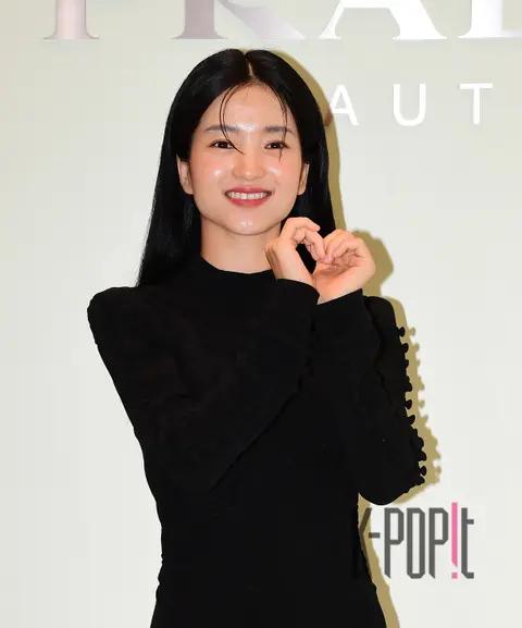 Kim Tae-ri — Launch