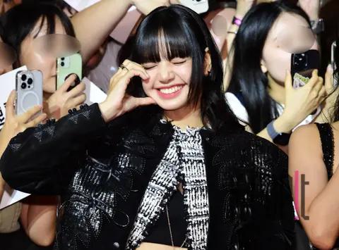 LISA (BLACKPINK) — BLACKPINK Pink Carpet
