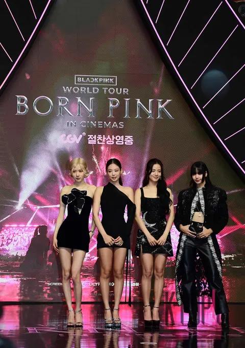 BLACKPINK — BLACKPINK Pink Carpet