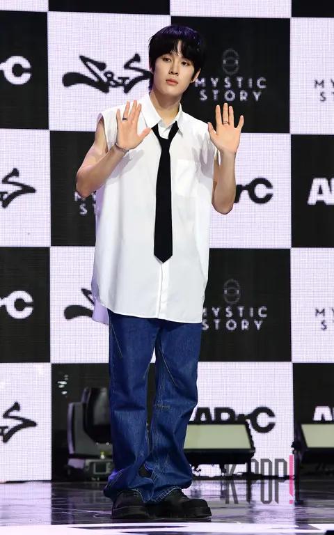 Arc Choi Han — Showcase