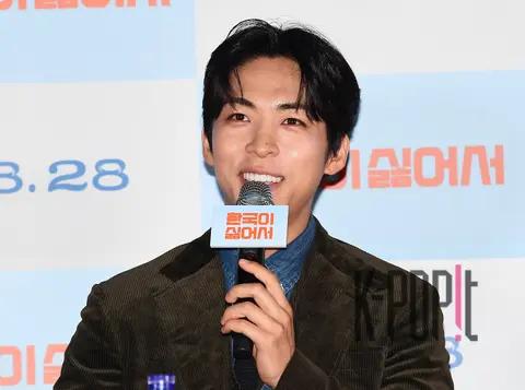 Ju Jong-hyuk — Why I Hate Korea Press Screening