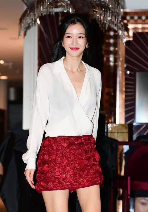 Seo Ye-ji — Launch