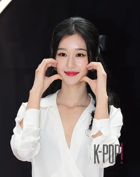 Seo Ye-ji — Launch