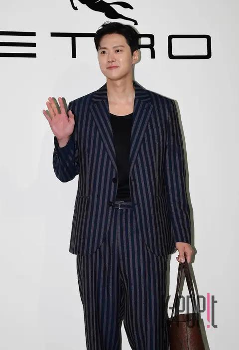 Gong Myung — Launch