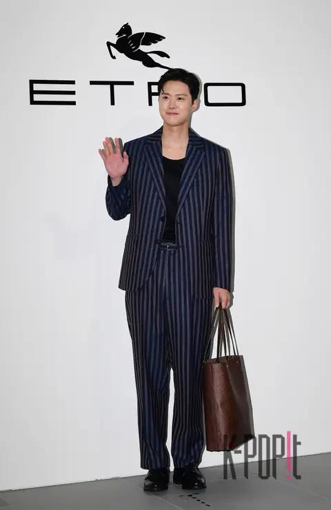 Gong Myung — Launch