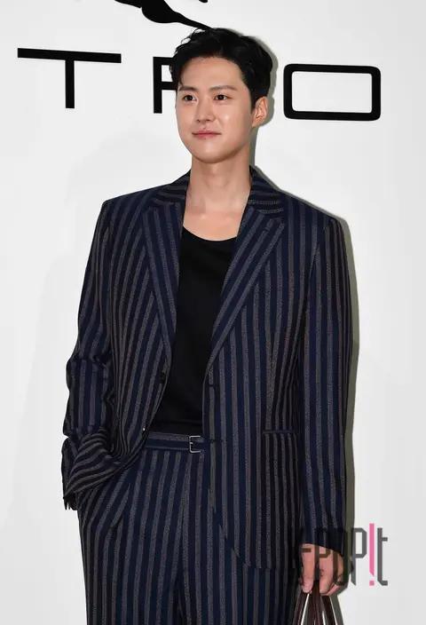 Gong Myung — Launch