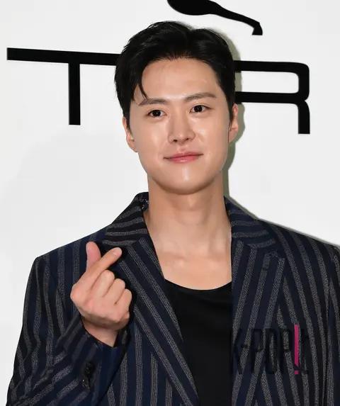 Gong Myung — Launch