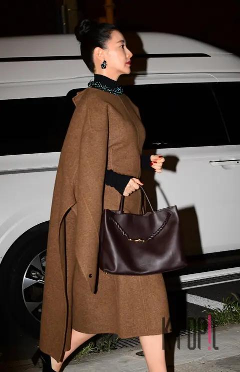 Lee Young-ae — Launch