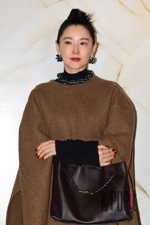 Lee Young-ae — Launch