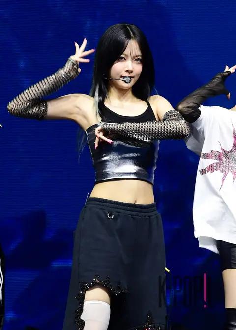 Eunchae (LE SSERAFIM) — Showcase