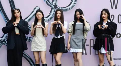 NewJeans — Seoul Fashion Week