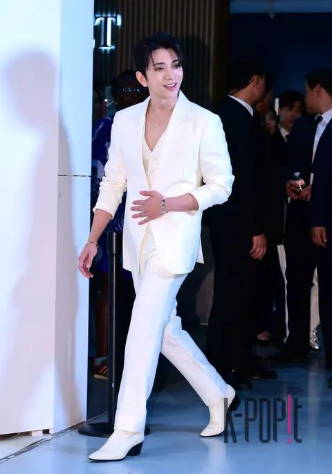 Joshua (SEVENTEEN) — Launch