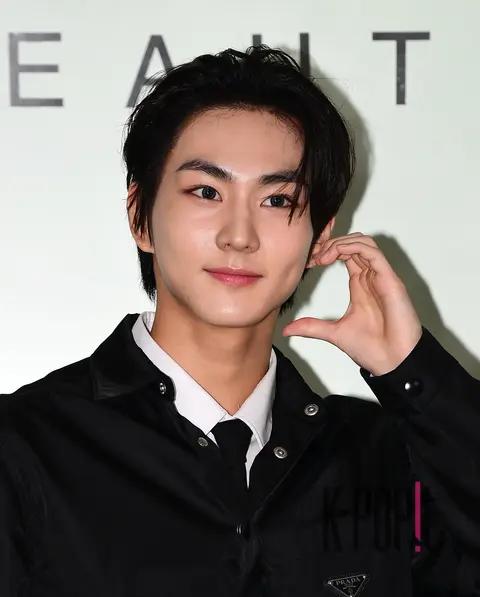 Jungwon (ENHYPEN) — Launch