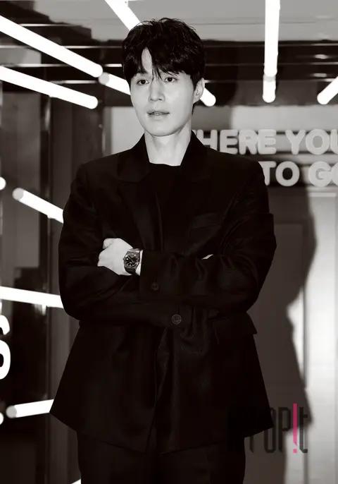 Lee Dong-wook — Launch