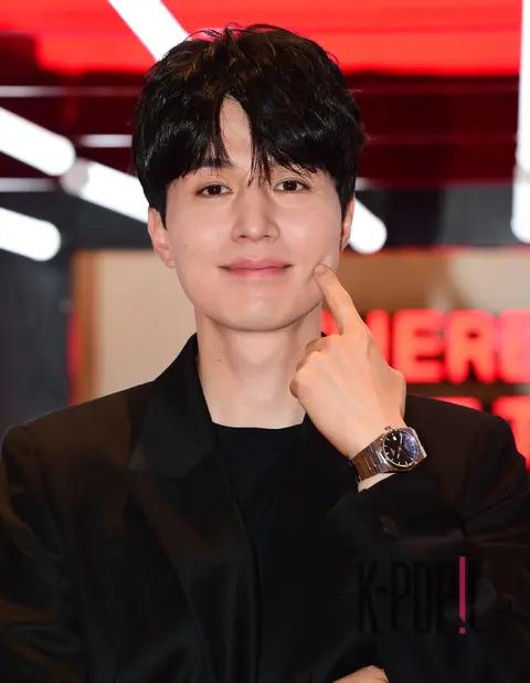 Lee Dong-wook — Launch