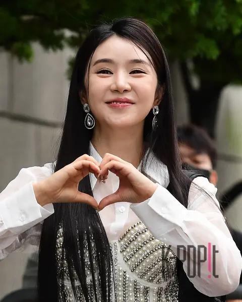 PIESTA Chaoru — Music Bank Arrival