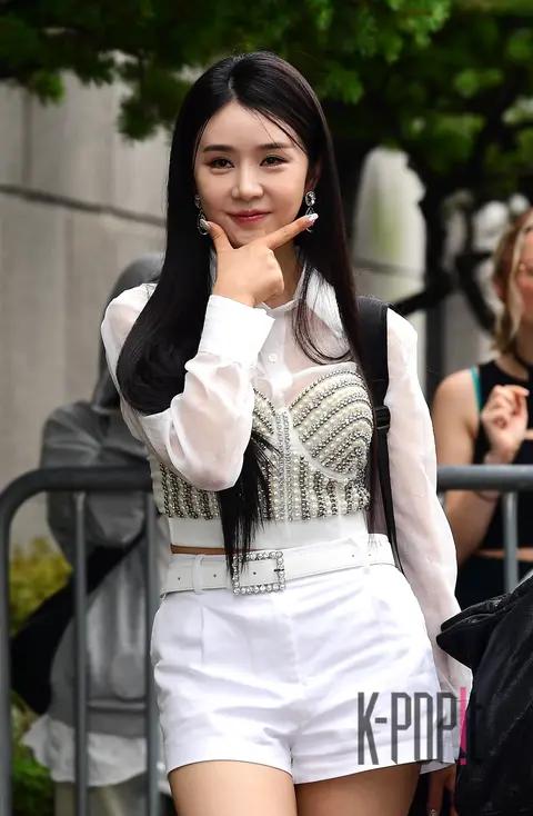PIESTA Chaoru — Music Bank Arrival