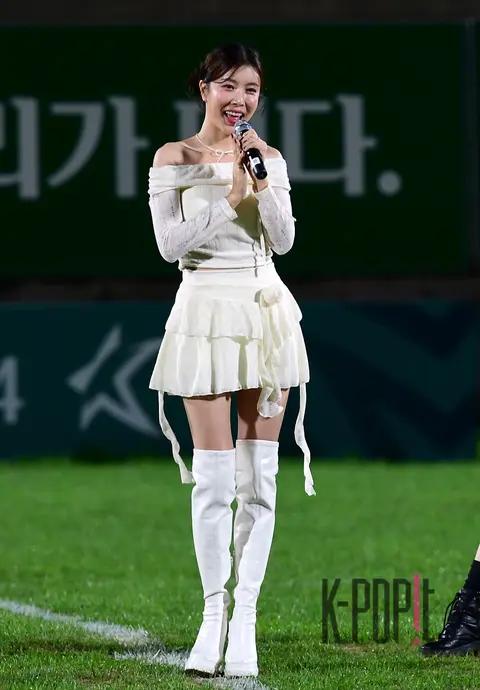 Jang Hye-ri — Celebration Performance