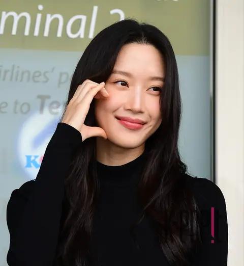 Moon Ga-young — Airport