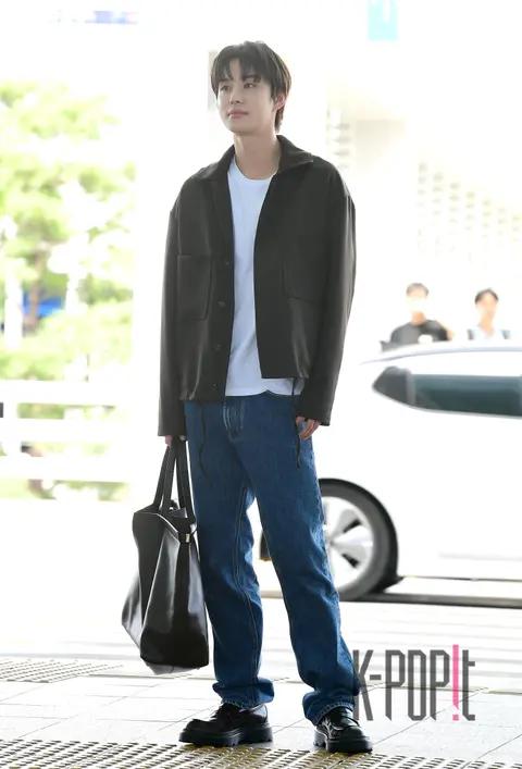 Jungwoo (NCT) — Airport