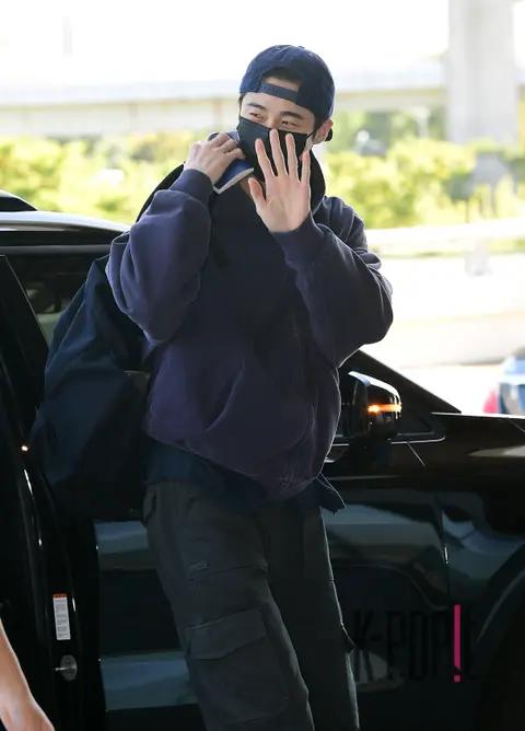 Byeon Woo-seok — Airport