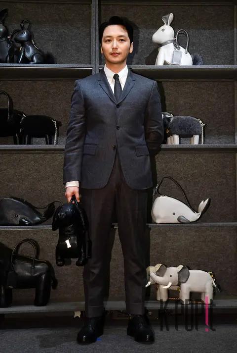 Byun Yo-han — Launch