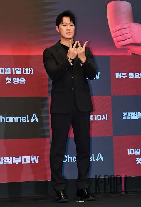 Choi Young-jae — Steel Troops W Production Briefing