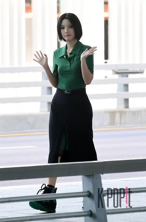 Soyeon ((G)I-DLE) — Airport