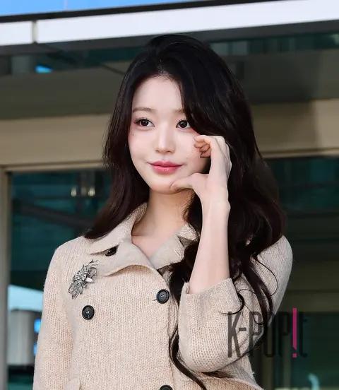 Jang Won-young — Airport